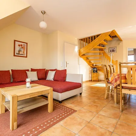 Neue Reihe 17 Leuchtturm Apartman